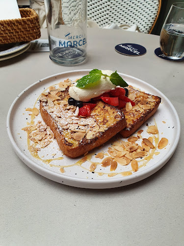 MERCI MARCEL TIONG BAHRU - Singapore