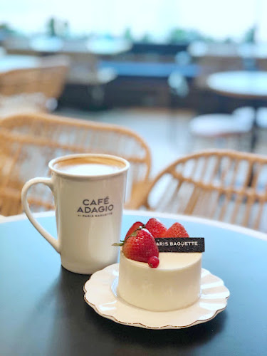 Opinii despre Paris Baguette PLQ Mall în Singapore - Hospitality and gastronomy