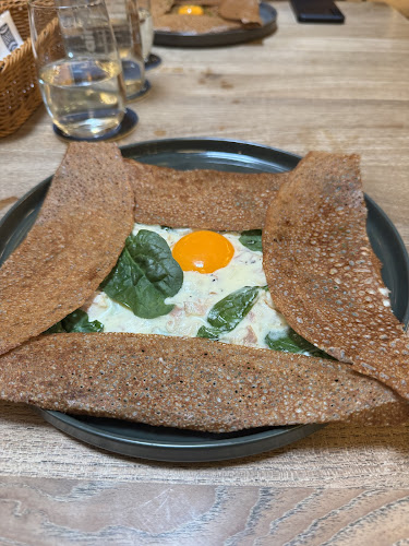 Comentarii opinii despre French Fold Telok Ayer