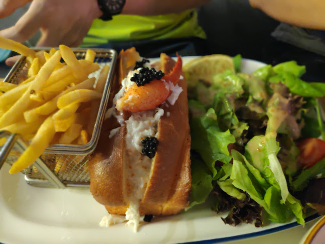 Tipsy Bird Gastrobar - Singapore