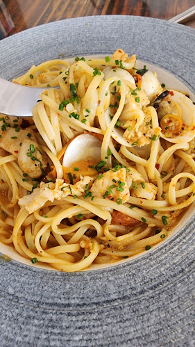 27 Yong Siak St, Singapore 168654