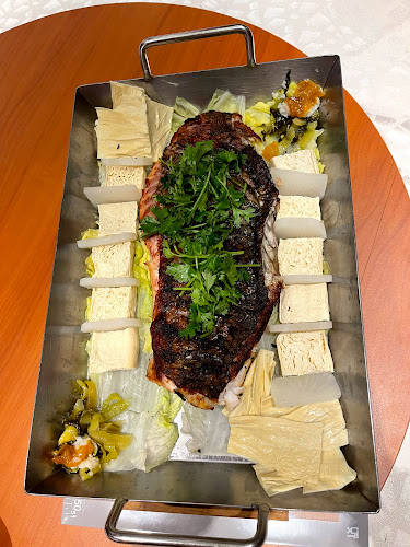 10 Sinaran Dr, #02-80, Singapore 307506