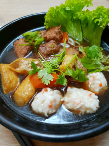 3 Gateway Dr, #01-06 Westgate, Singapore 608531