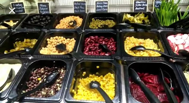 Opinii despre ASTONS Specialities în Singapore - Hospitality and gastronomy