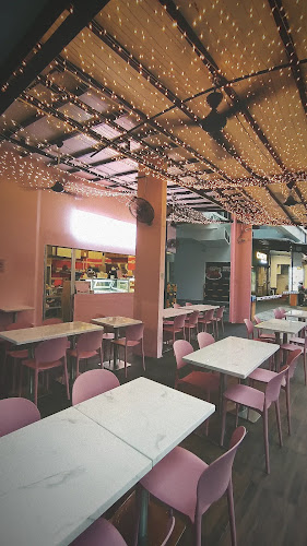 Comentarii opinii despre Pink Ice Cream Cafe