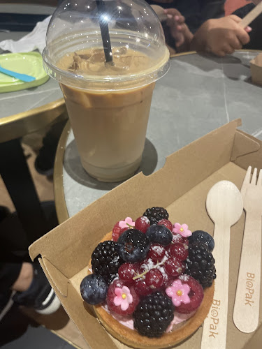 Changi Airport Terminal 1 Departure/ Transit lounge West Level 2, #02-26, 819642