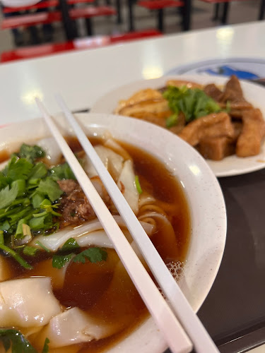 Golden Leaf Kway Chap - Hospitality and gastronomy