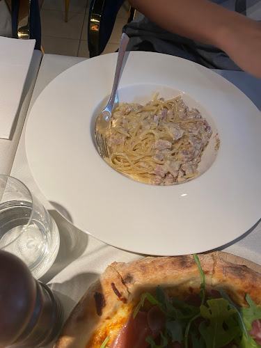 R Italian Kitchen & Smokehouse - Singapore