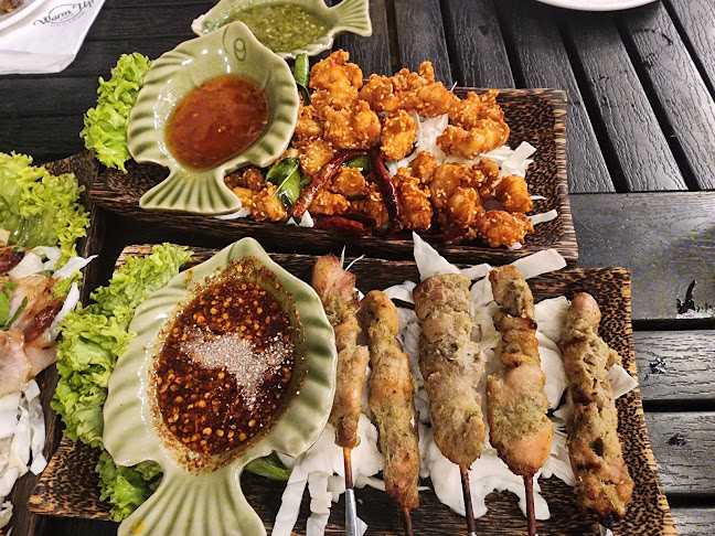 Warm Up Cafe @ The Star Vista - Singapore