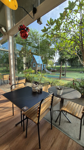 30C Loewen Rd, Singapore 248839