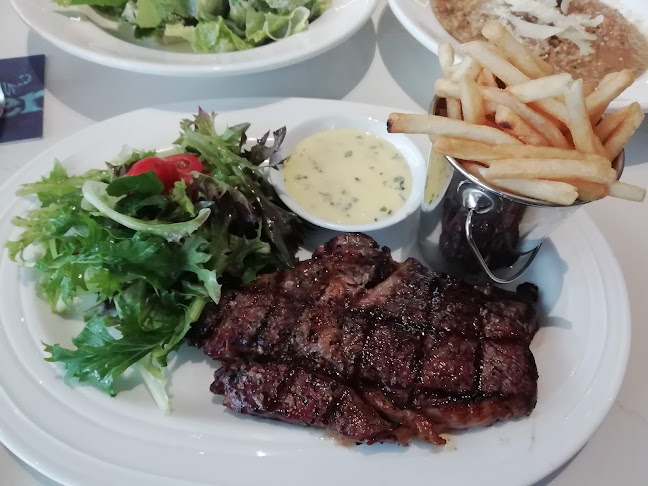 Comentarii opinii despre Crossroads Cafe