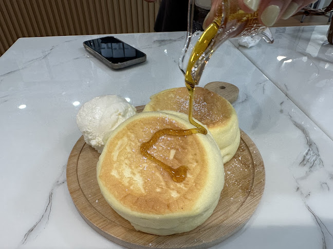 sweeT.Rex - Hospitality and gastronomy