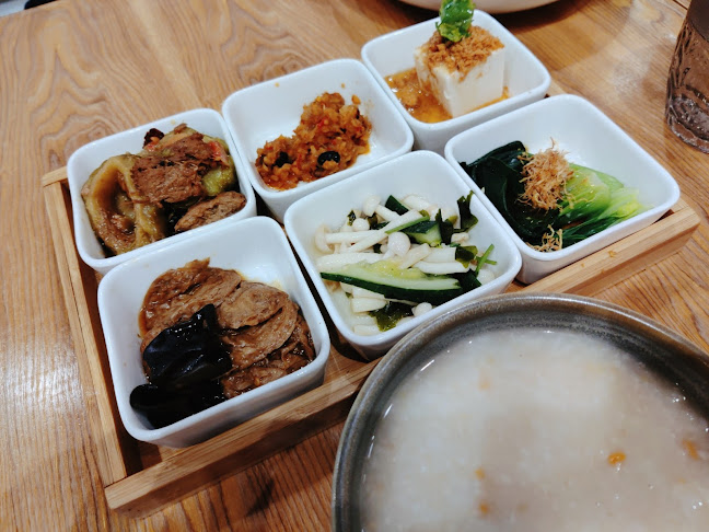 Lotus Café 蓮心食坊 - Hospitality and gastronomy