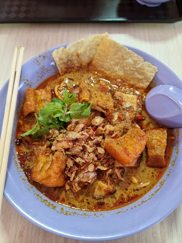 FAM Roasted 家家好传统烧腊 - Hospitality and gastronomy