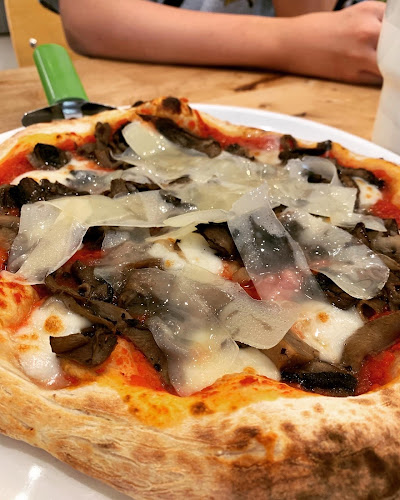 Plank Sourdough Pizza - Eng Kong Park - Singapore