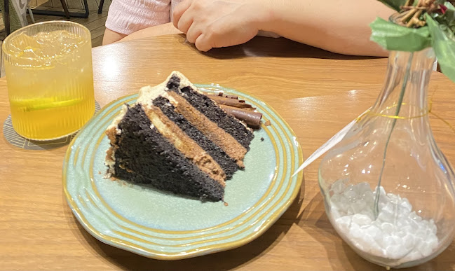 Comentarii opinii despre Awfully Chocolate