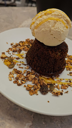 1 Vista Exchange Green, #01-18/19 The Star Vista, Singapore 138617