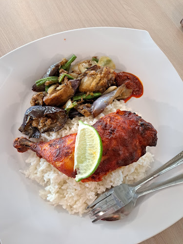 508 Chai Chee Ln, Singapore 469032