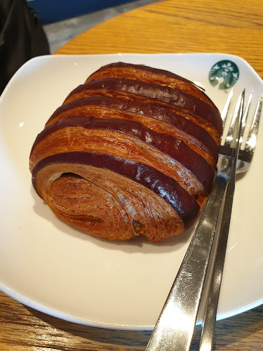 Opinii despre Starbucks Our Tampines Hub în Singapore - Hospitality and gastronomy