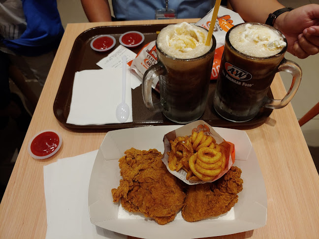 Opinii despre A&W Jewel Changi Airport în Singapore - Hospitality and gastronomy