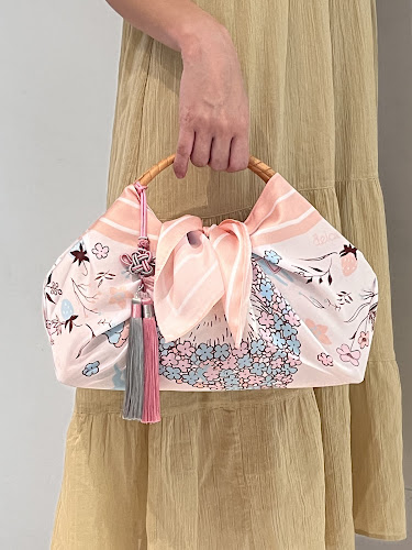 Delcie's Desserts and Cakes - Hospitality and gastronomy