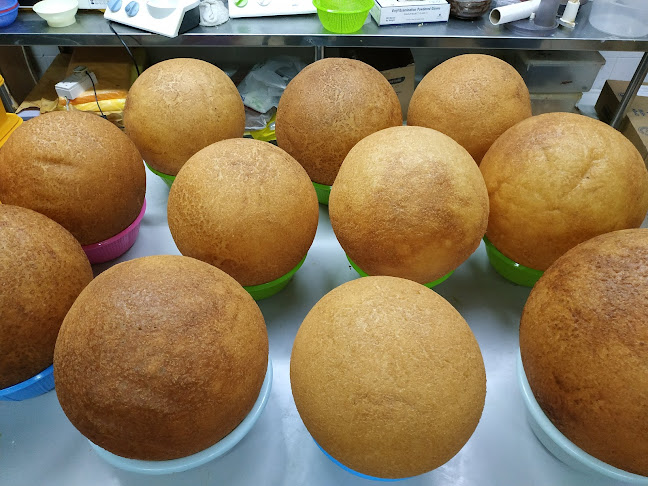 Amethyst Pastry & Cakes - Hospitality and gastronomy