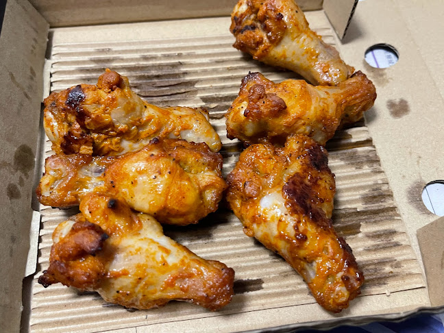 Pizza Hut Delivery - Junction 9 - Hospitality and gastronomy