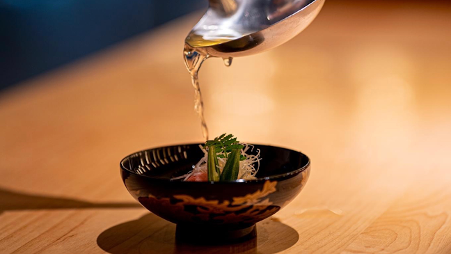 Maetomo Japanese cuisine Kaiseki & Sushi - Singapore