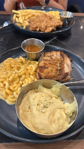 238 Thomson Rd, #02-68/69/70/71/72 Velocity@Novena Square, Singapore 307683