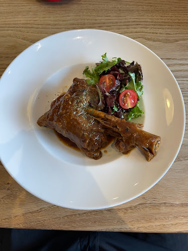 Opinii despre The Royals Cafe (Siglap) în Singapore - Hospitality and gastronomy