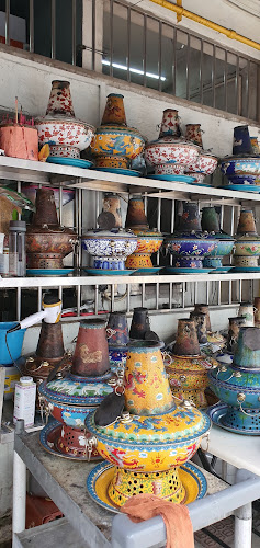 212 Lor 8 Toa Payoh, Singapore 310212