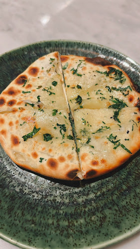 Comentarii opinii despre Revolver