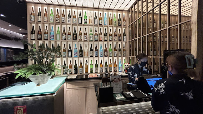 7 Holland Vlg Wy, #03-21, One, Singapore 275748