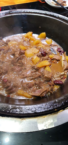 满族火锅 Man Zhu Steamboat Restaurant