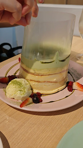 Belle-Ville Pancake Cafe Hillion Mall - Hospitality and gastronomy