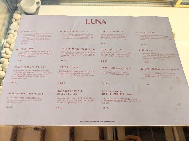 Opinii despre LUNA în Singapore - Hospitality and gastronomy