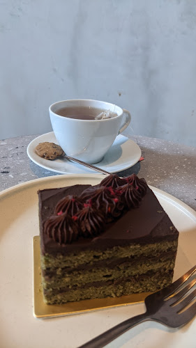 Edith Patisserie Cake Bar - Singapore