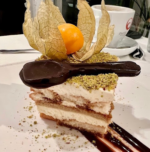 Etna Italian Restaurant (Duxton) - Hospitality and gastronomy