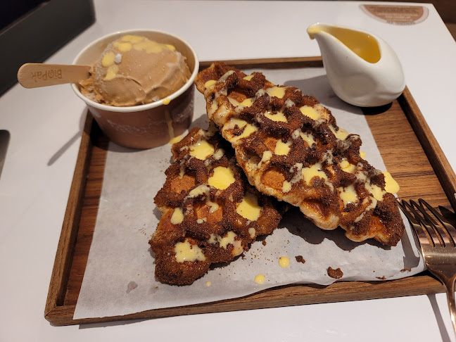 Comentarii opinii despre Fluff Stack (Tampines 1)