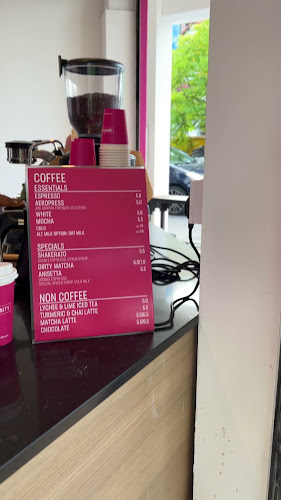 Comentarii opinii despre Chu And Co