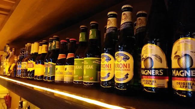 Tom, Dick & Hillary's - Singapore