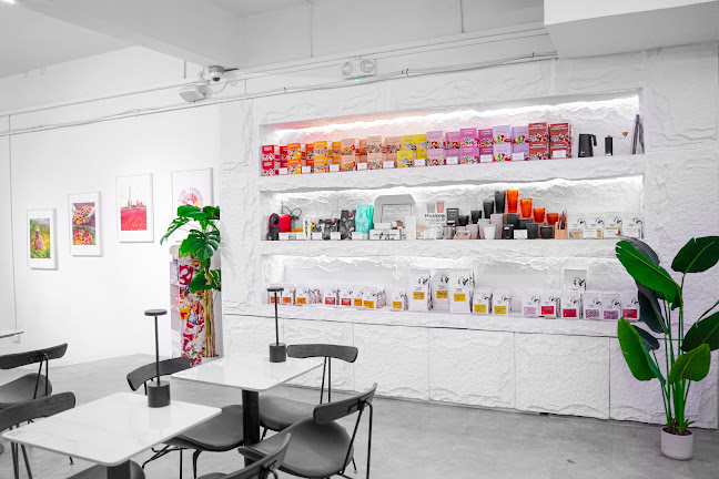 Cowpresso Coffee Roasters Singapore - Hospitality and gastronomy