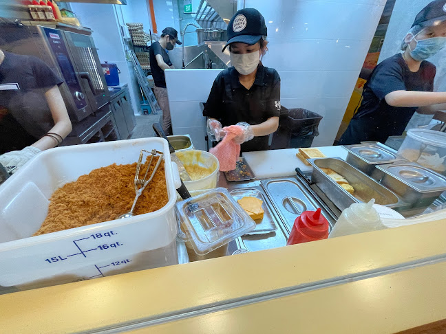 Fong Sheng Hao 豐盛號 Nex - Hospitality and gastronomy