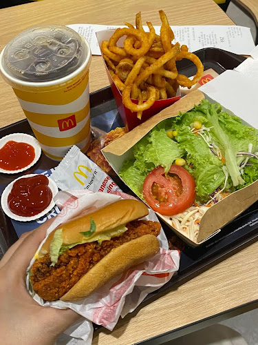 Opinii despre McDonald's Marine Cove în Singapore - Hospitality and gastronomy