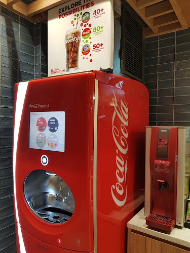 Yoshinoya - Junction 8 - Hospitality and gastronomy