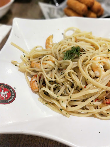 200 Victoria St, #B1 - 08 Bugis Junction, Singapore 188021