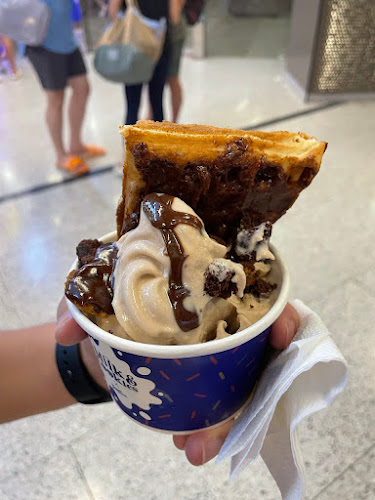 8 Grange Rd, #01-08A, Singapore 239695