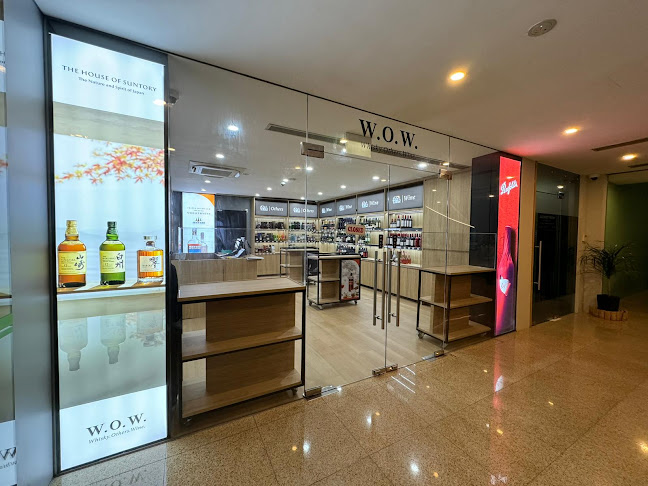 Opinii despre W.O.W. - Whisky. Others. Wine. @ Serangoon Gardens Country Club în Singapore - Hospitality and gastronomy