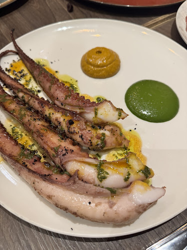 33 Hongkong St, Singapore 059672