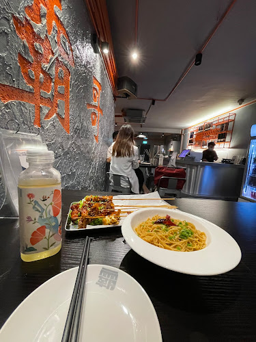 Comentarii opinii despre 53Galaxyspace